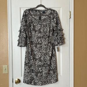 NWT Gabby Skye Leopard Print Dress Tiered Sleeves Size 16